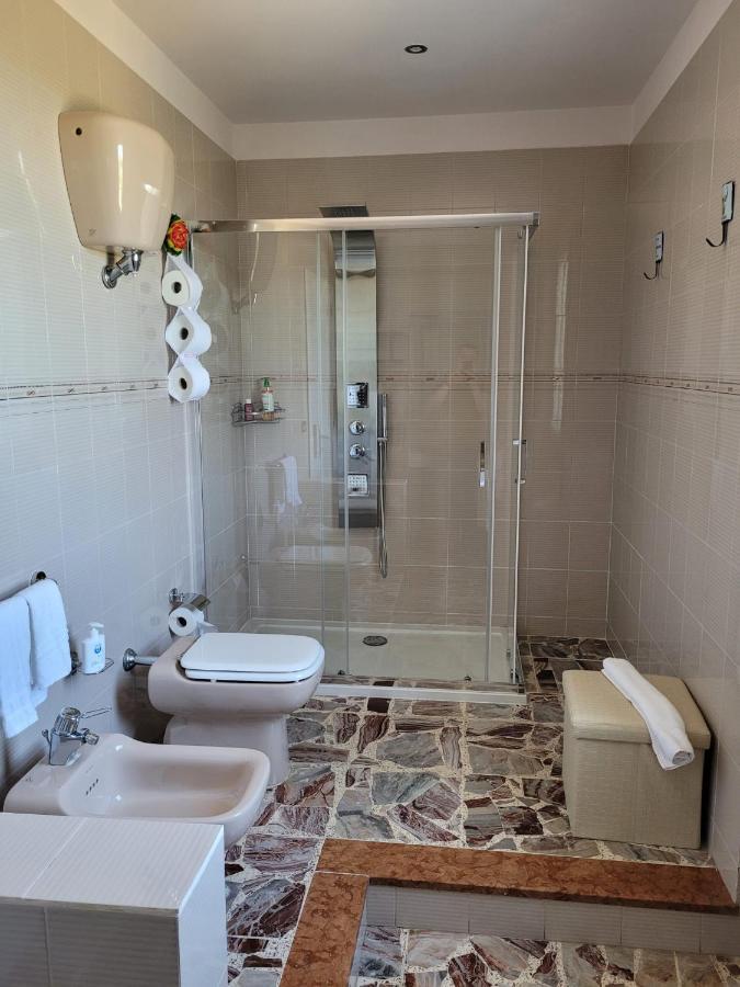 Pepe Rosa Acomodação com café da manhã Termoli Exterior foto