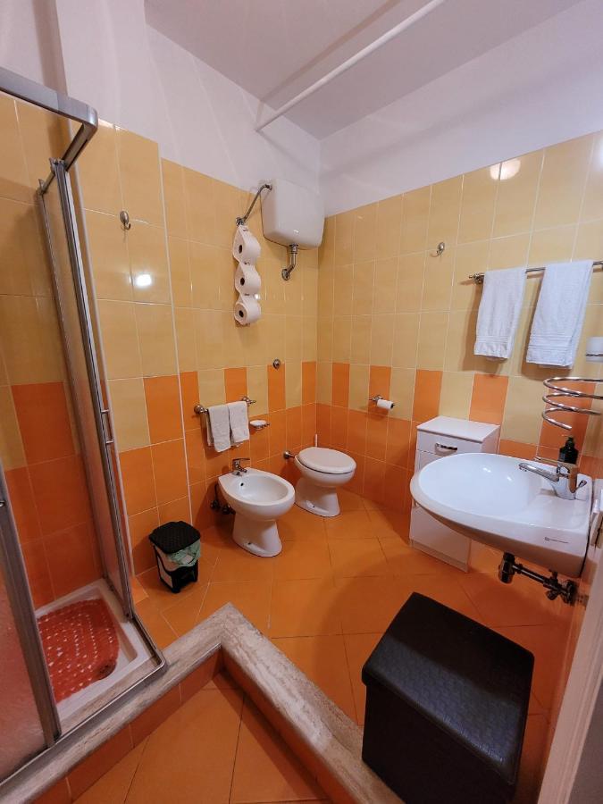 Pepe Rosa Acomodação com café da manhã Termoli Exterior foto
