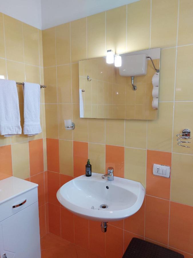 Pepe Rosa Acomodação com café da manhã Termoli Exterior foto
